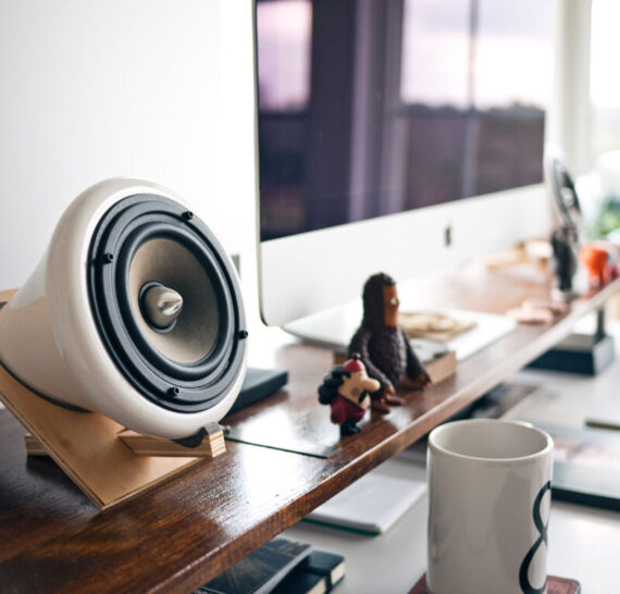 photo-1416339306562-f3d12fefd36f